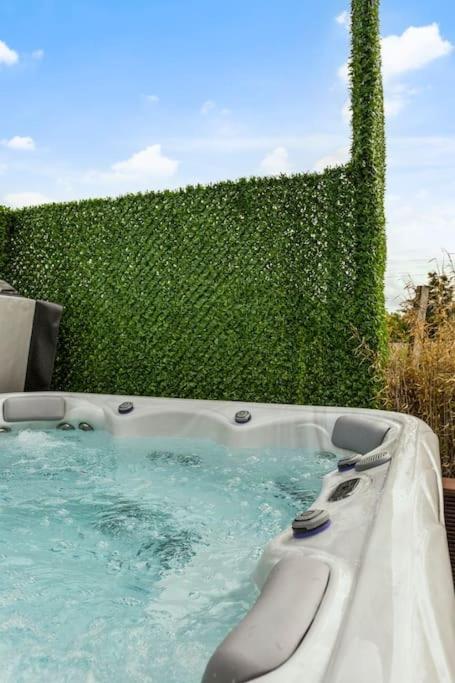 Schitterende Loft Met Jacuzzi En Sauna In Μεσελέν Εξωτερικό φωτογραφία
