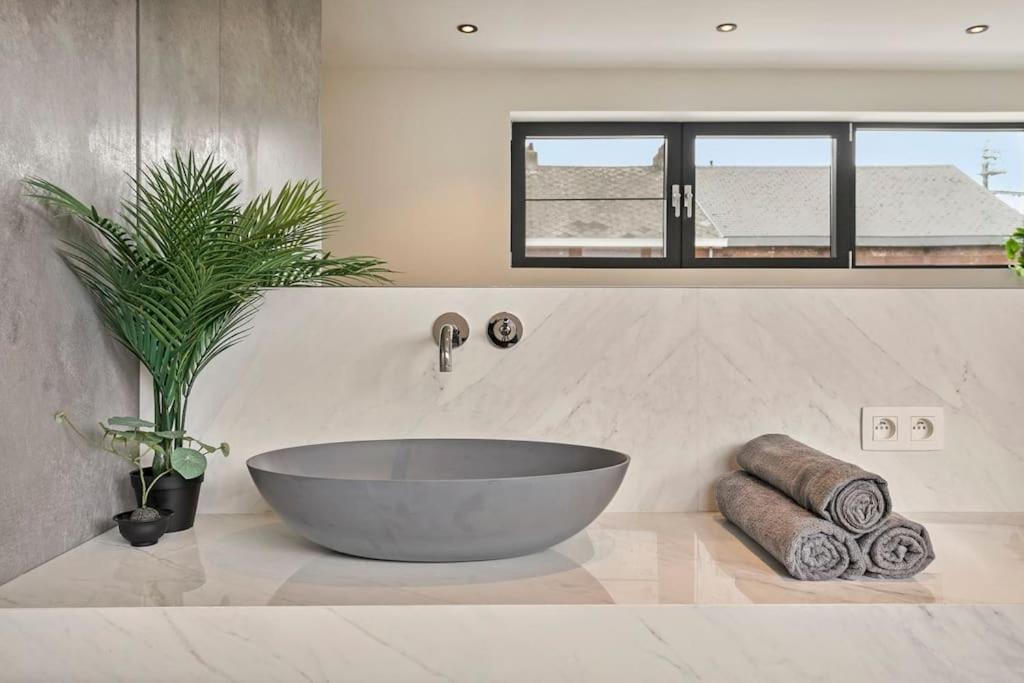 Schitterende Loft Met Jacuzzi En Sauna In Μεσελέν Εξωτερικό φωτογραφία